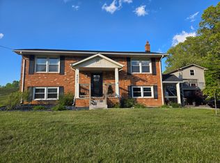 4003 NW Webbs Mill Rd N, Riner, VA 24149