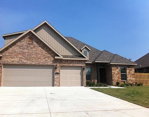1st image of 703 SW Elmside Dr