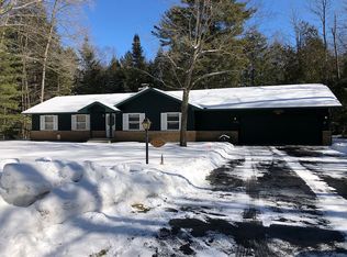 7448 Lakewood Dr, Oscoda, MI 48750