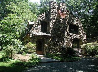 9 Baird Dr, Denville, NJ 07834