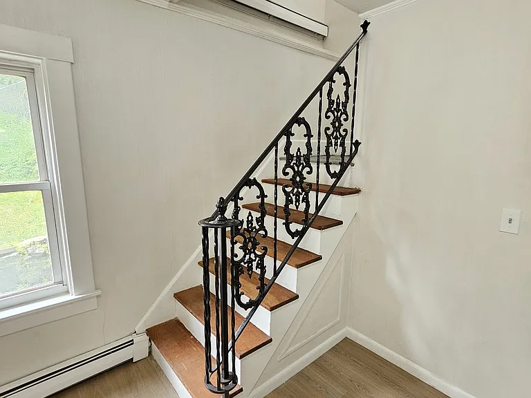 616 Lakes Rd — Photo 4