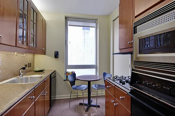 Sold by Corcoran | media 3