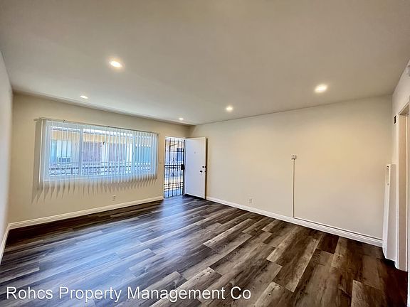 3rd image of 251 S Loma Dr #22