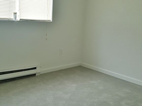 5th image of 1014 76th Street Ct E APT B