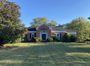 102 Steeplechase Ln, Nashville, TN 37221