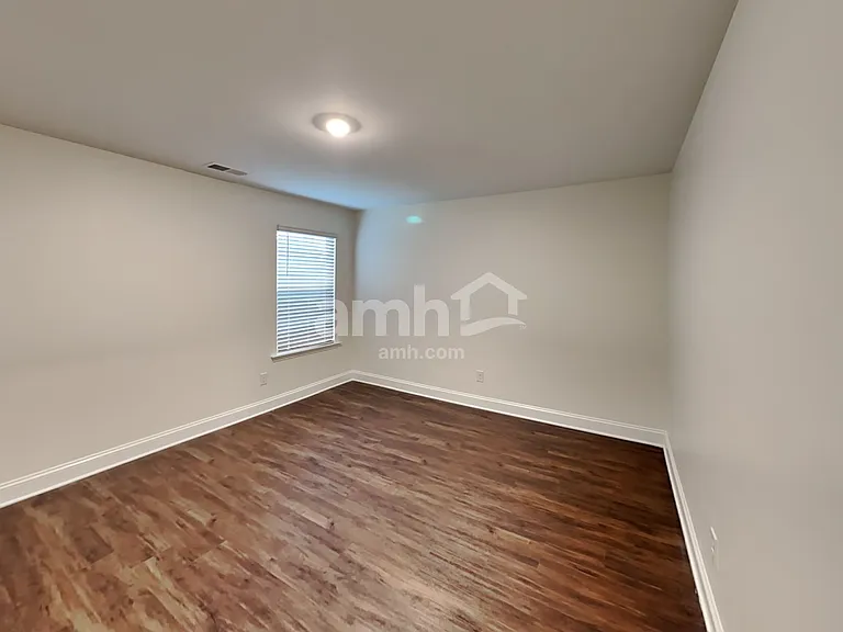 549 Rivermist Dr — Photo 19