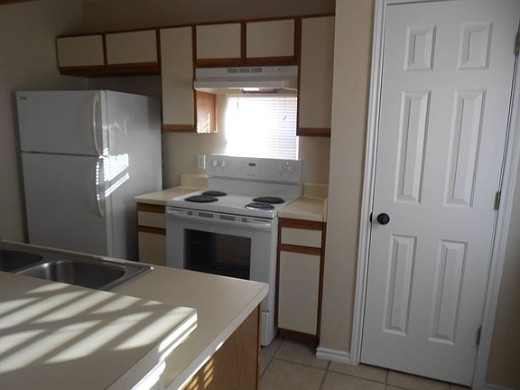 4th image of 105-107 Bluebonnet Dr