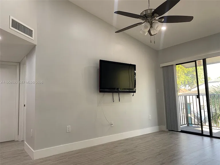 7175 NW 179th St #302 — Photo 8