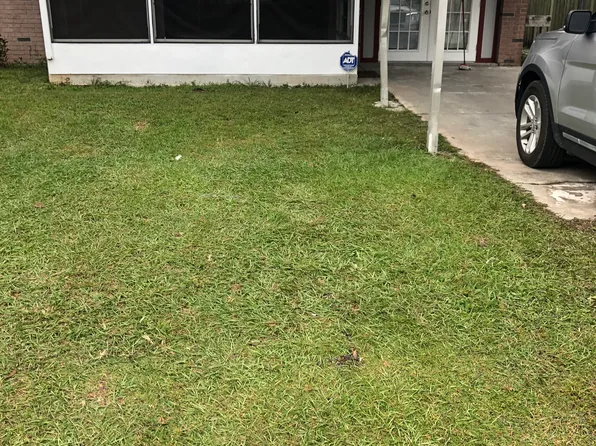 103 Park Ave, Interlachen, FL 32148