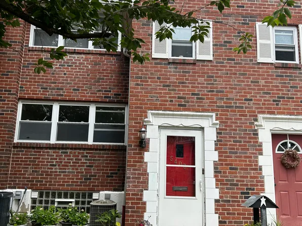 5403 Houghton Pl, Philadelphia, PA 19128