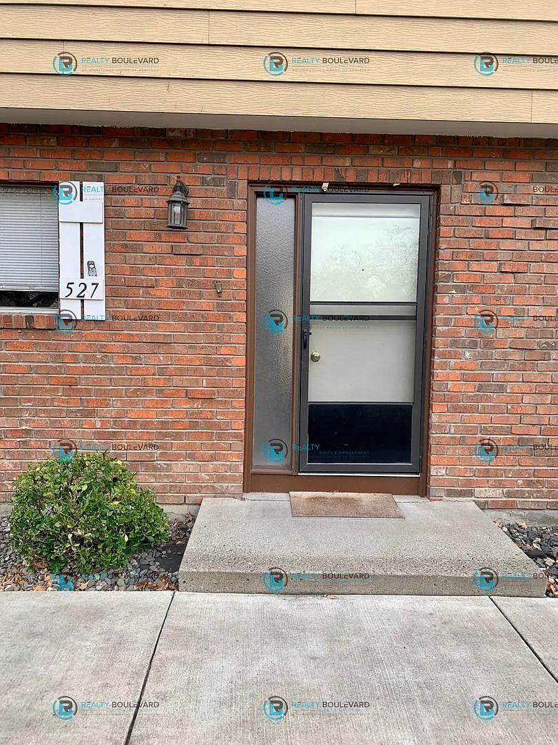 Charming 2-Bedroom, 1.5-Bathroom Condo in Reno! — Photo 2