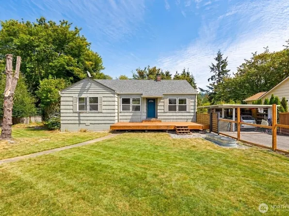 307 4th Street, Steilacoom, WA 98388