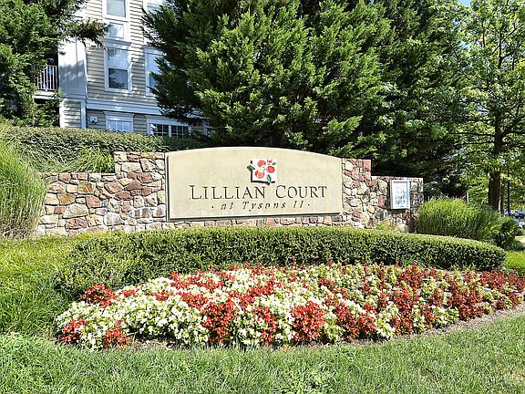 Lillian Court Entrance
