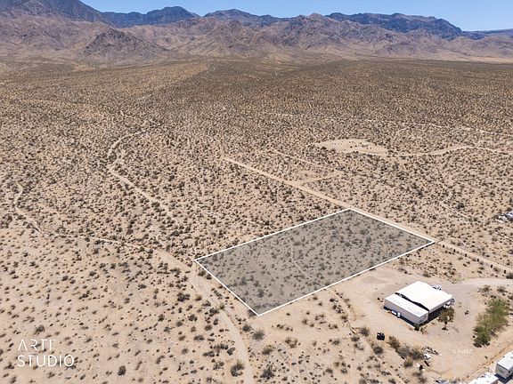 4th image of 1 E Red Horizon Rd