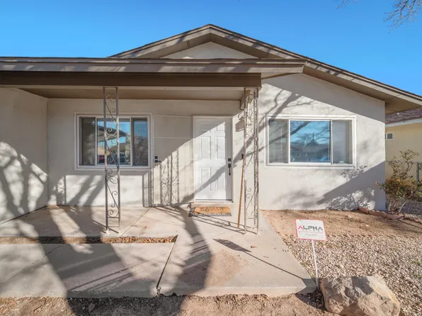 232 Shirley St NE, Albuquerque, NM 87123