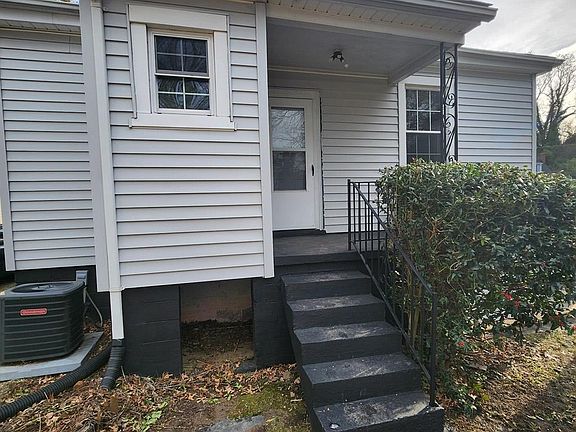 2nd image of 339 Westhampton Ave