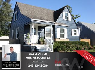 2780 Cumberland Rd, Berkley, MI 48072