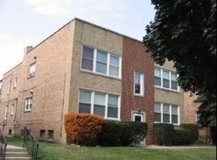 9052 Lamon Ave APT 1S, Skokie, IL 60077