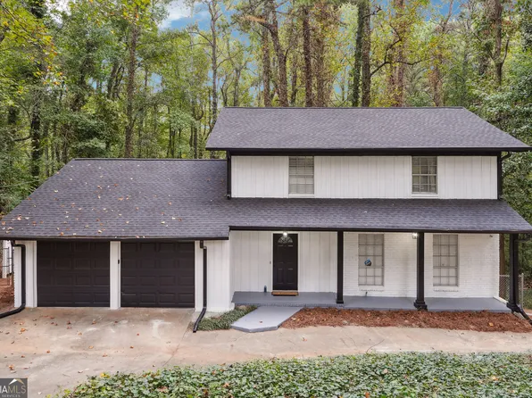1610 Whisperwood Trl, Stone Mountain, GA 30088