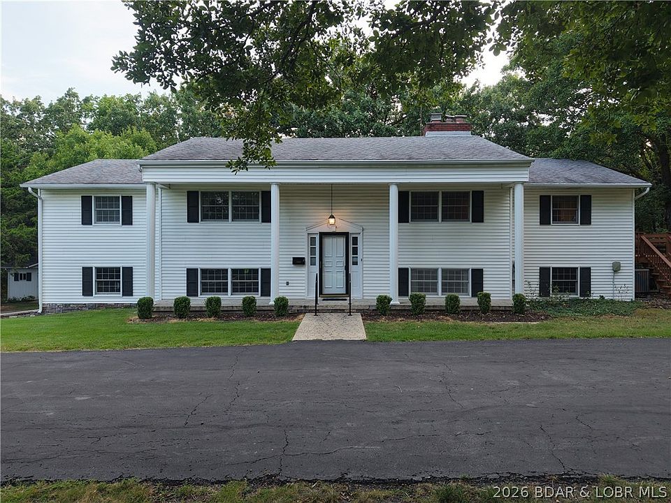 1st image of 10406 Wildwood Dr
