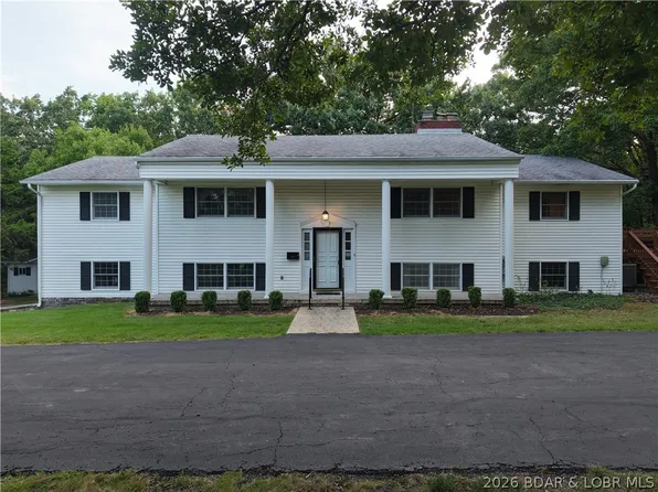 10406 Wildwood Dr, Versailles, MO 65084