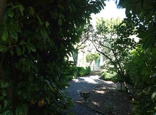 1550 NE 90th St, Seattle, WA 98115