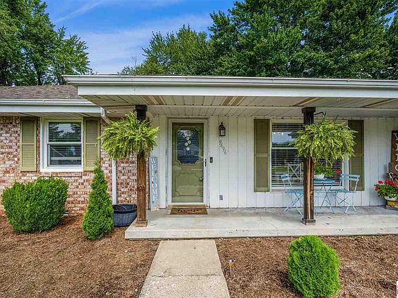 3rd image of 9496 N Kimberly Dr