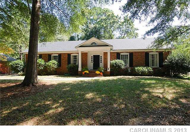 1st image of 7001 Yorktowne Dr