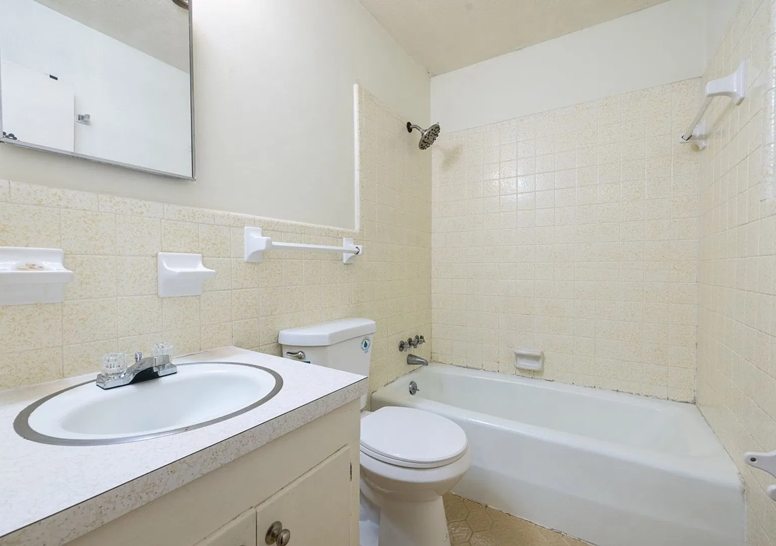 106 Strode Circle — Photo 2