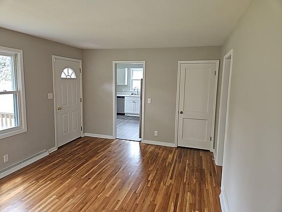5th image of 1131 80th Ave NE
