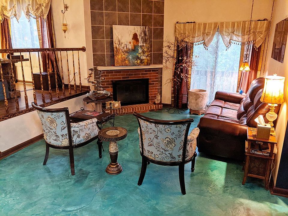 1st image of 5373 Newport Dr #2-4B