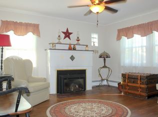 5494 Chestnut Hill Rd, Coopersburg, PA 18036