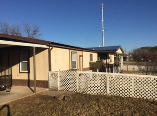 6200 Angle Dr, Haltom City, TX 76117