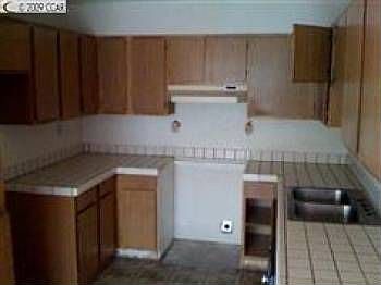 2nd image of 2167 Medallion Dr APT 4