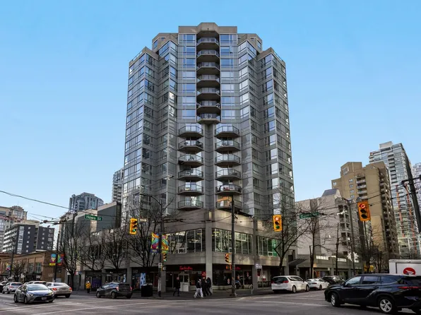 1212 Howe St #706, Vancouver, BC V6Z 2M9