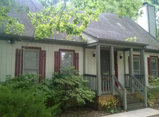 (Undisclosed Address), North Chesterfield, VA 23237