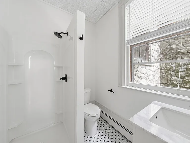 245 Clinton St — Photo 12