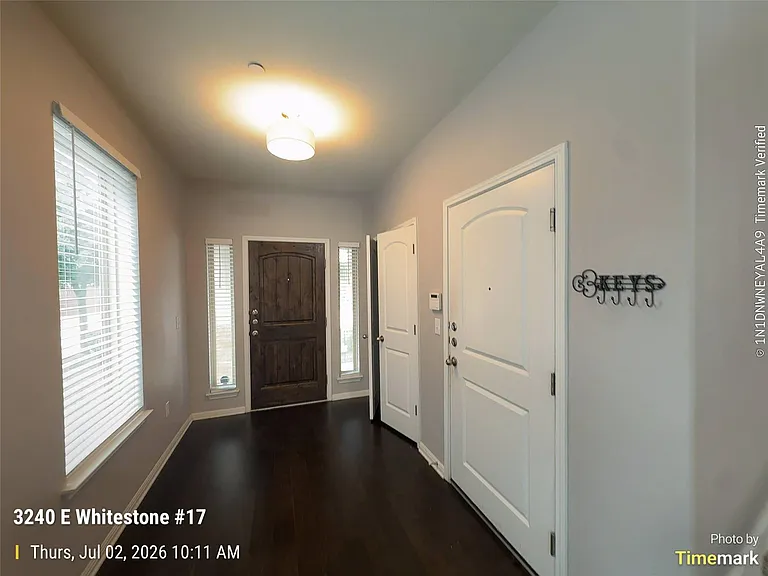 3240 E Whitestone Blvd #17 — Photo 32