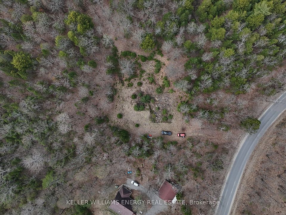2nd image of 1805 Bay Lake Rd