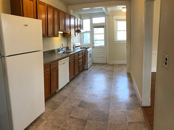kitchen with backyard access