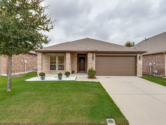3rd image of 1206 Freestone Dr