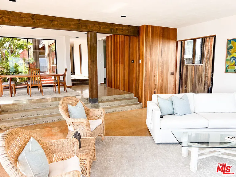 24150 Malibu Rd — Photo 7