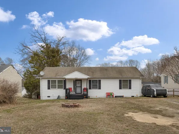 514 Albrough Blvd, Colonial Beach, VA 22443