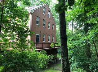 89 Hartford Ave E #4-J, Uxbridge, MA 01569