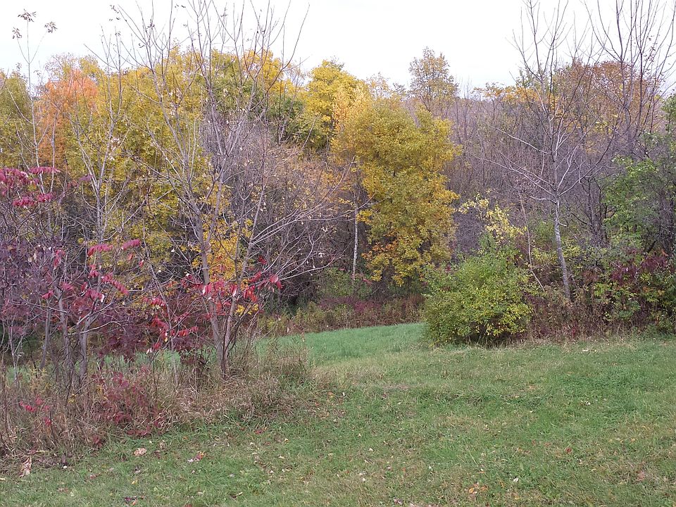 2nd image of Hobbs Hollow Rd