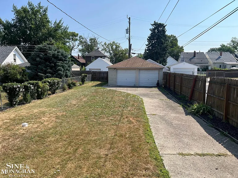 1450 Maryland St — Photo 27