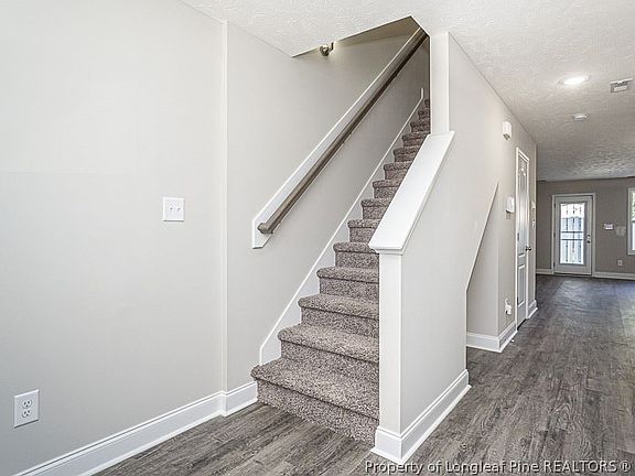 5th image of 123 Underwood St #125
