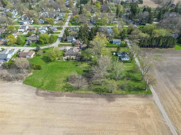 19 Henry St N, Chatham Kent, ON N0P 2C0