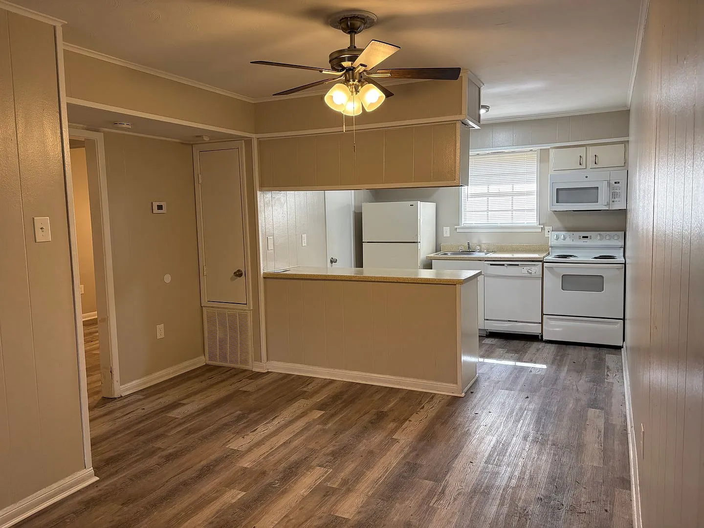 Rivertree Apartments — Photo 3