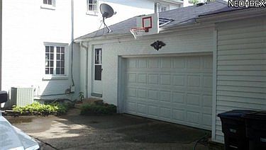 3rd image of 214 Elmdale Ave